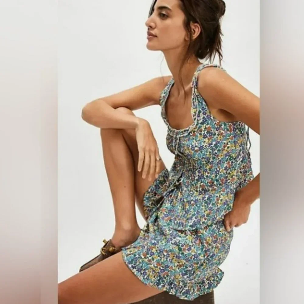 Free People Ellia Printed Floral Blue‎ Green Ruffle Skorts Shorts Size S - NEW